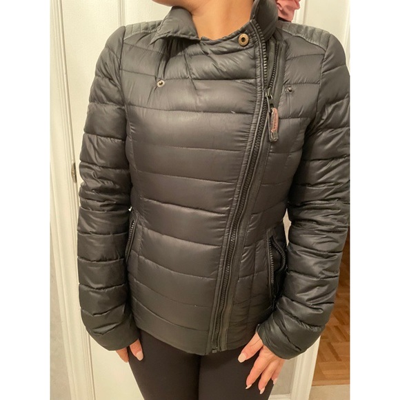 Black, size small rudsak fall down jacket - Picture 1 of 3